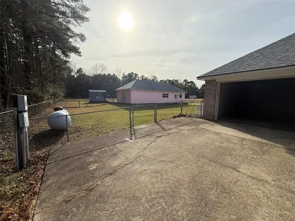 $357,900 | 561 Wells Road, Haughton, LA 71037