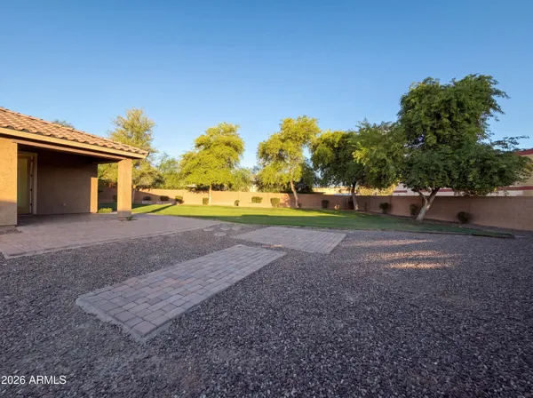 $575,000 | 112 East Bernie Lane, Gilbert, AZ 85295