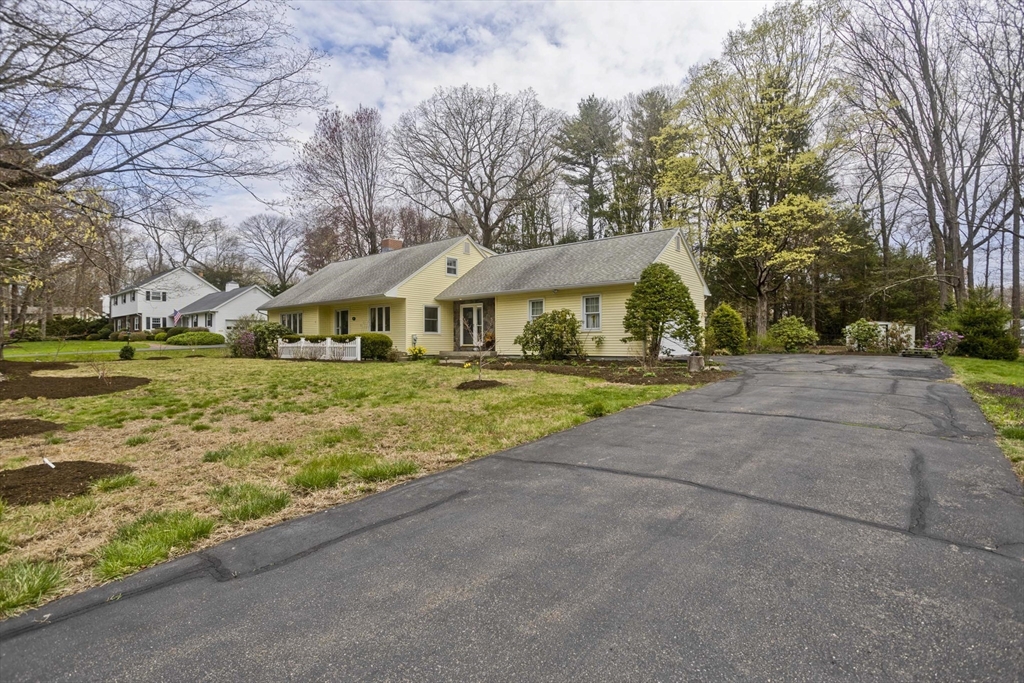 58 Longfellow Road Holyoke, MA 01040 - Photo 3 of 39 a front view of a house with a yard
