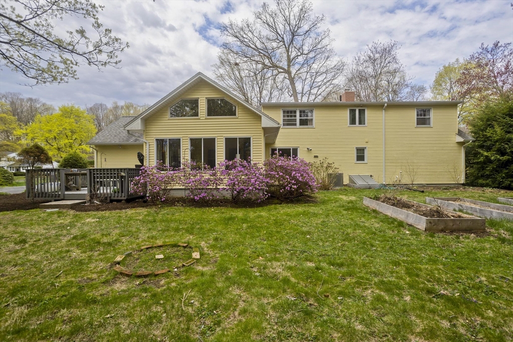 58 Longfellow Road Holyoke, MA 01040 - Photo 7 of 39 a front view of house with garden