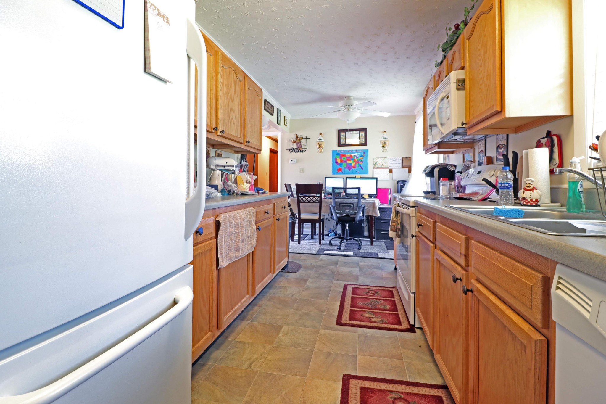 314 Foust Carney Road Powell, TN 37849 - Photo 8 of 14 a kitchen with stainless steel appliances granite countertop lots of counter top space