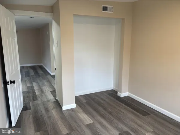 $2,300 | 14 West Avenue, Unit E, Woodstown, NJ 08098