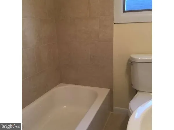 $1,650 | 2074 Oakford Avenue, Feasterville-Trevose, PA 19053