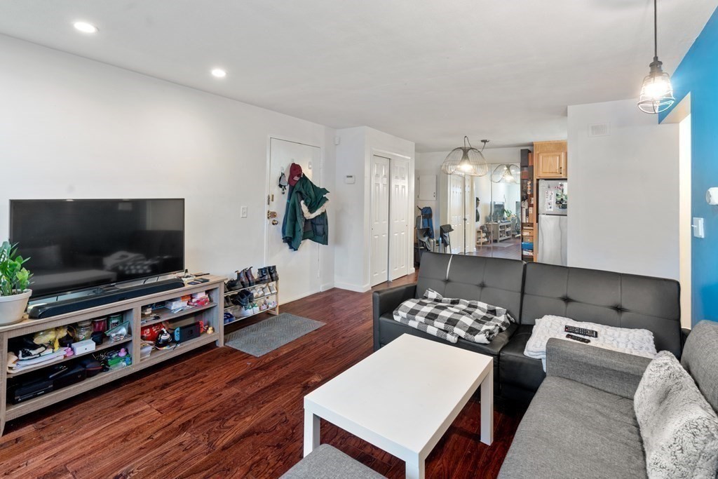 8 Riverside Street, Unit G2 Watertown, MA 02472 - Photo 4 of 16 Gallery Image 4