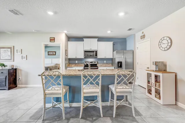 $1,950 | 1414 Mineral Loop Drive Northwest, Palm Bay, FL 32907