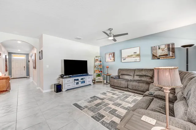 $1,950 | 1414 Mineral Loop Drive Northwest, Palm Bay, FL 32907