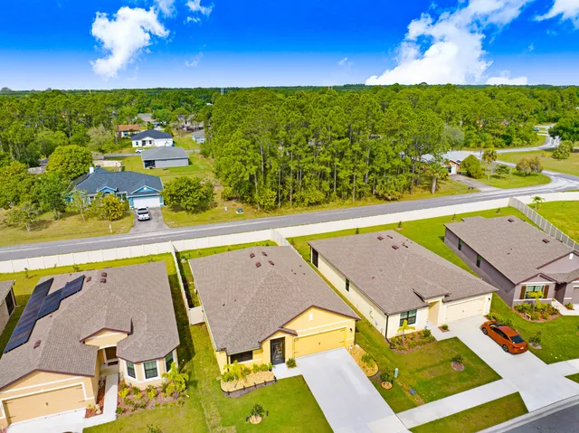 $1,950 | 1414 Mineral Loop Drive Northwest, Palm Bay, FL 32907