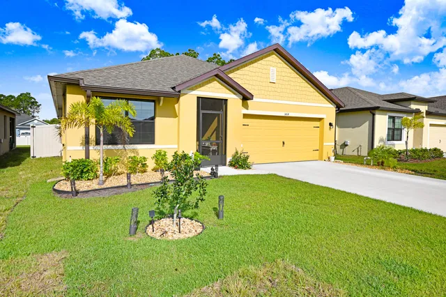 $1,950 | 1414 Mineral Loop Drive Northwest, Palm Bay, FL 32907