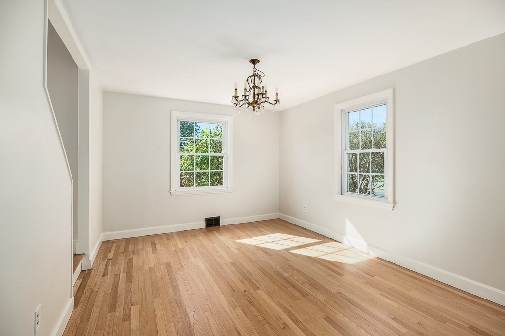12 Mildred Road Danvers, MA 01923 - Photo 8 of 30 Gallery Image 8