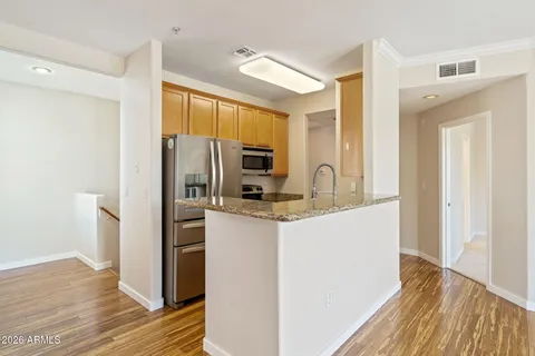 $2,100 | 2992 North Miller Road, Unit B201, Scottsdale, AZ 85251