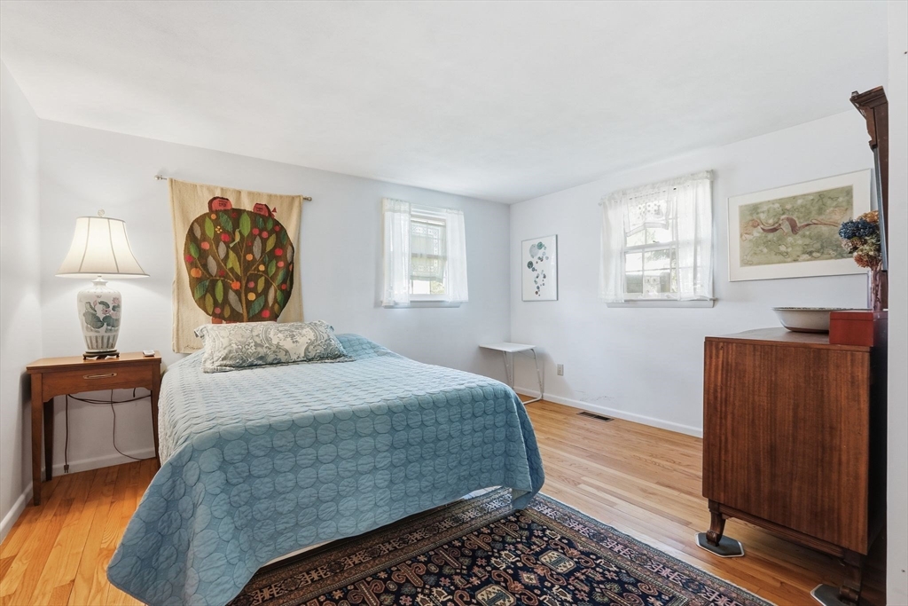 10 Dana Street Amherst, MA 01002 - Photo 19 of 40