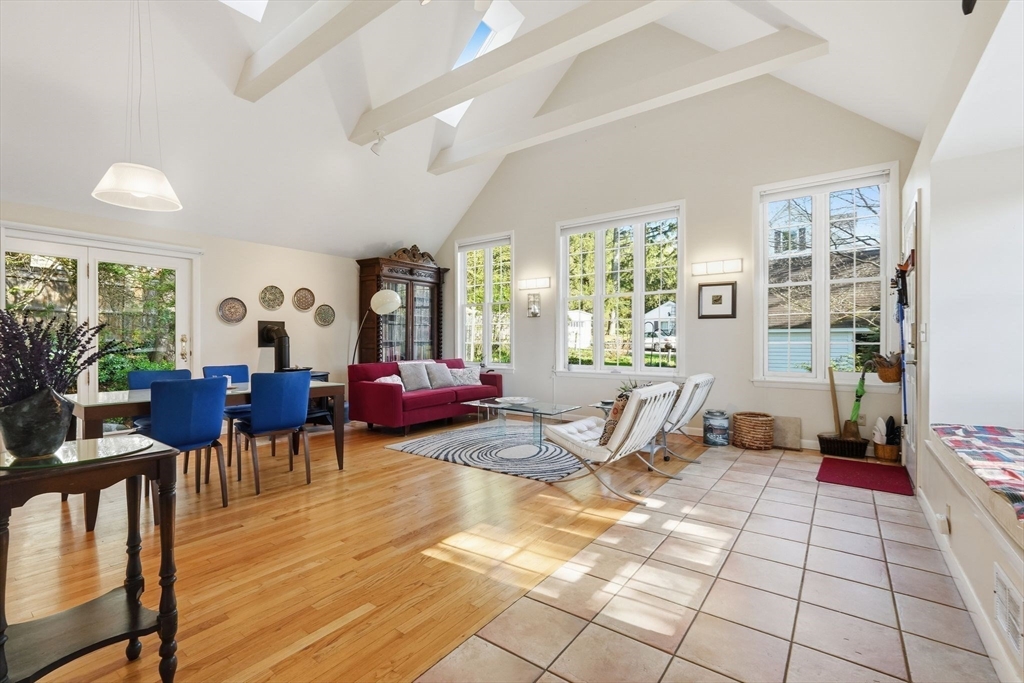 10 Dana Street Amherst, MA 01002 - Photo 5 of 40