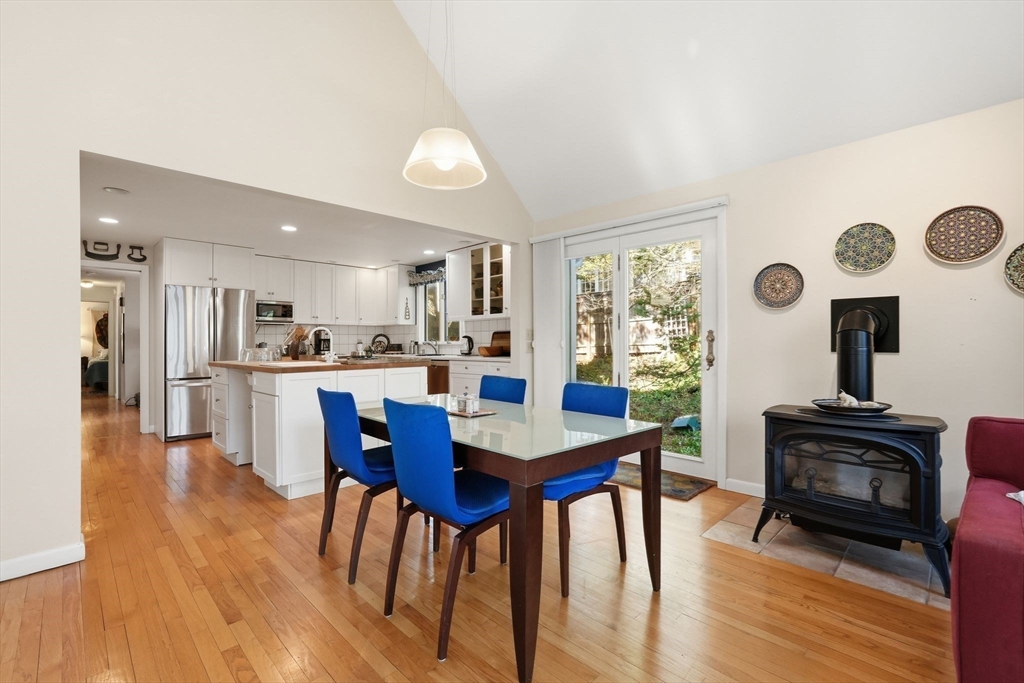 10 Dana Street Amherst, MA 01002 - Photo 9 of 40