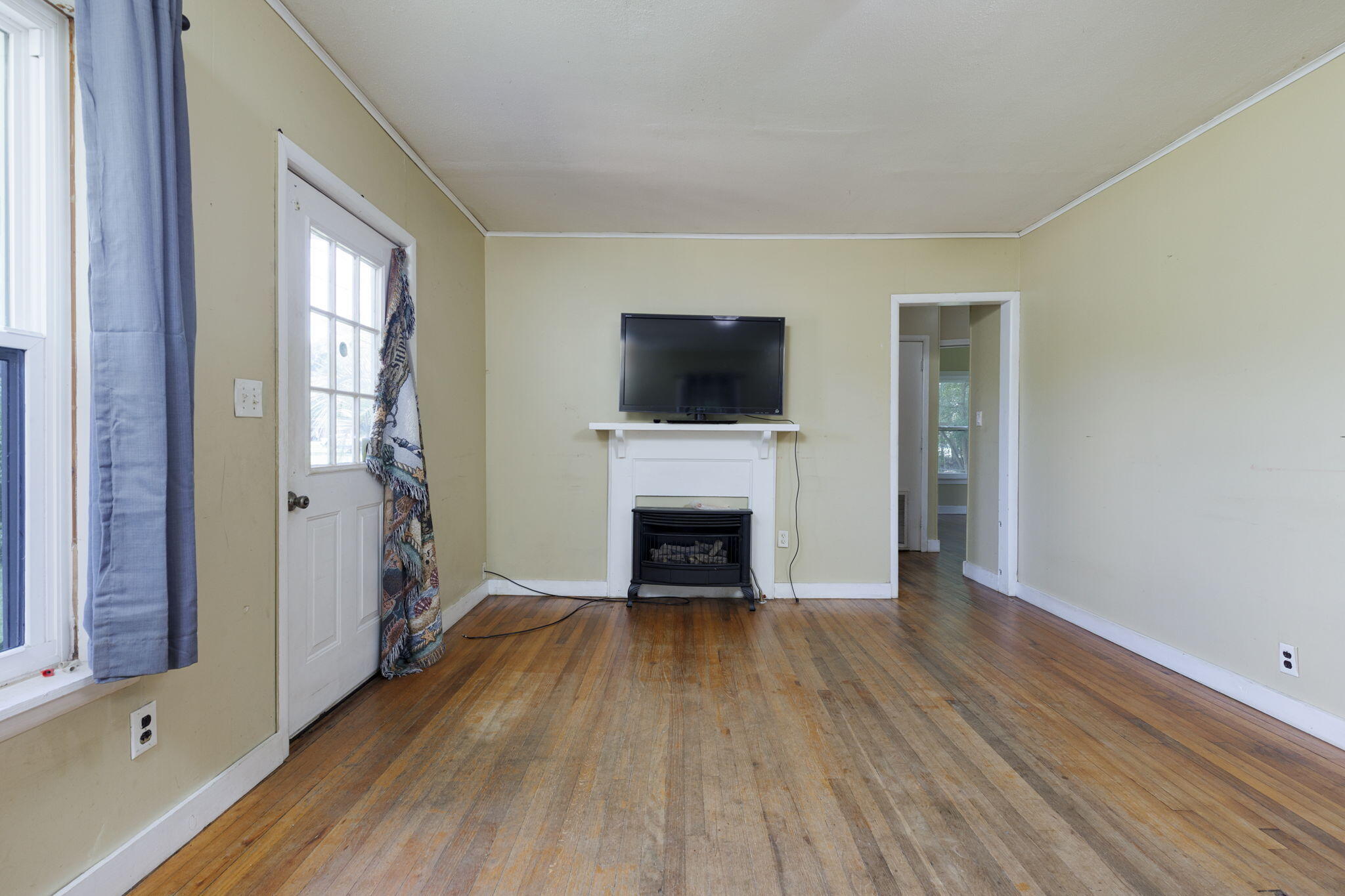 5109 Nimitz Road Milton, FL 32583 - Photo 5 of 29 5-web-or-mls-5109 Nimitz Rd Milton 5