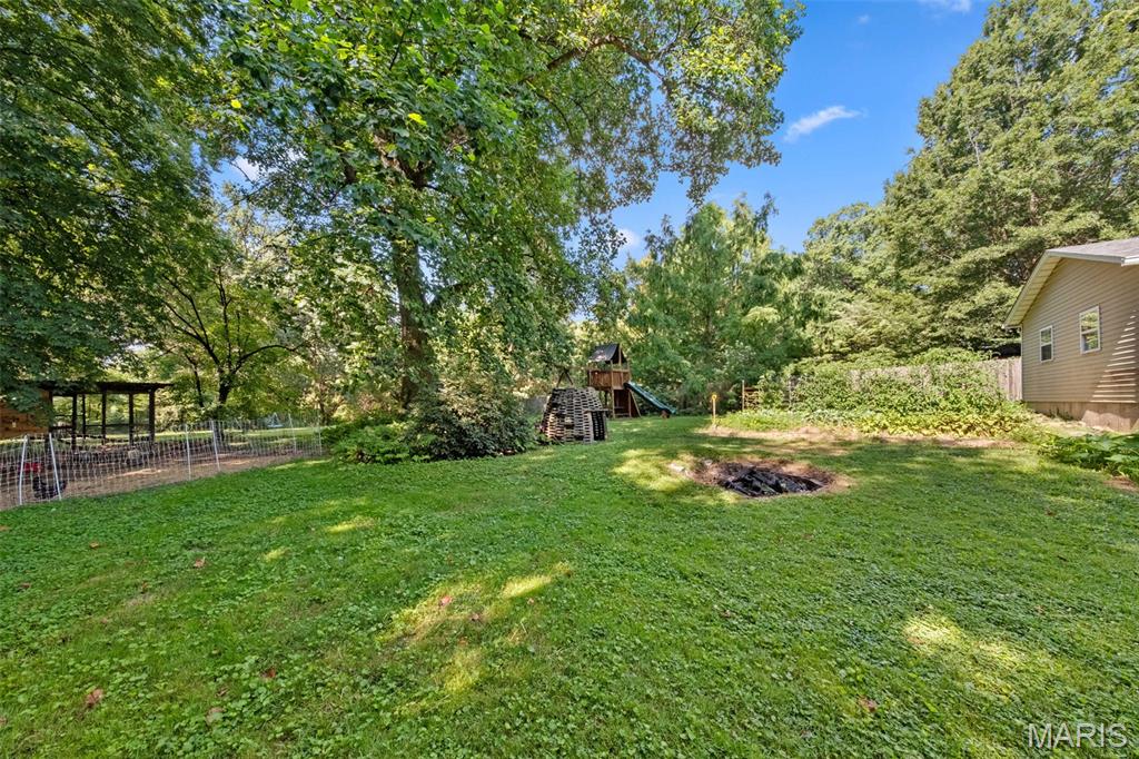 100 Calverton Road St. Louis, MO 63135 - Photo 29 of 50