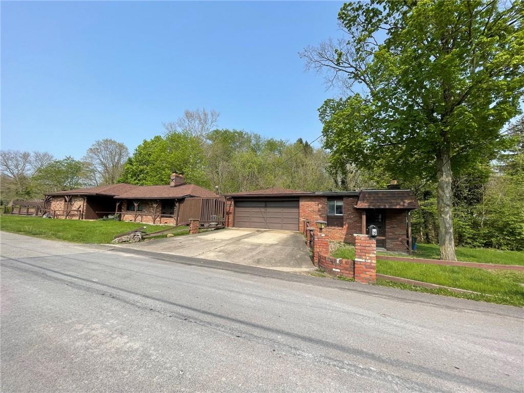 9 Ridgeway Drive McDonald, PA 15057 - Photo 3 of 40 Gallery Image 3