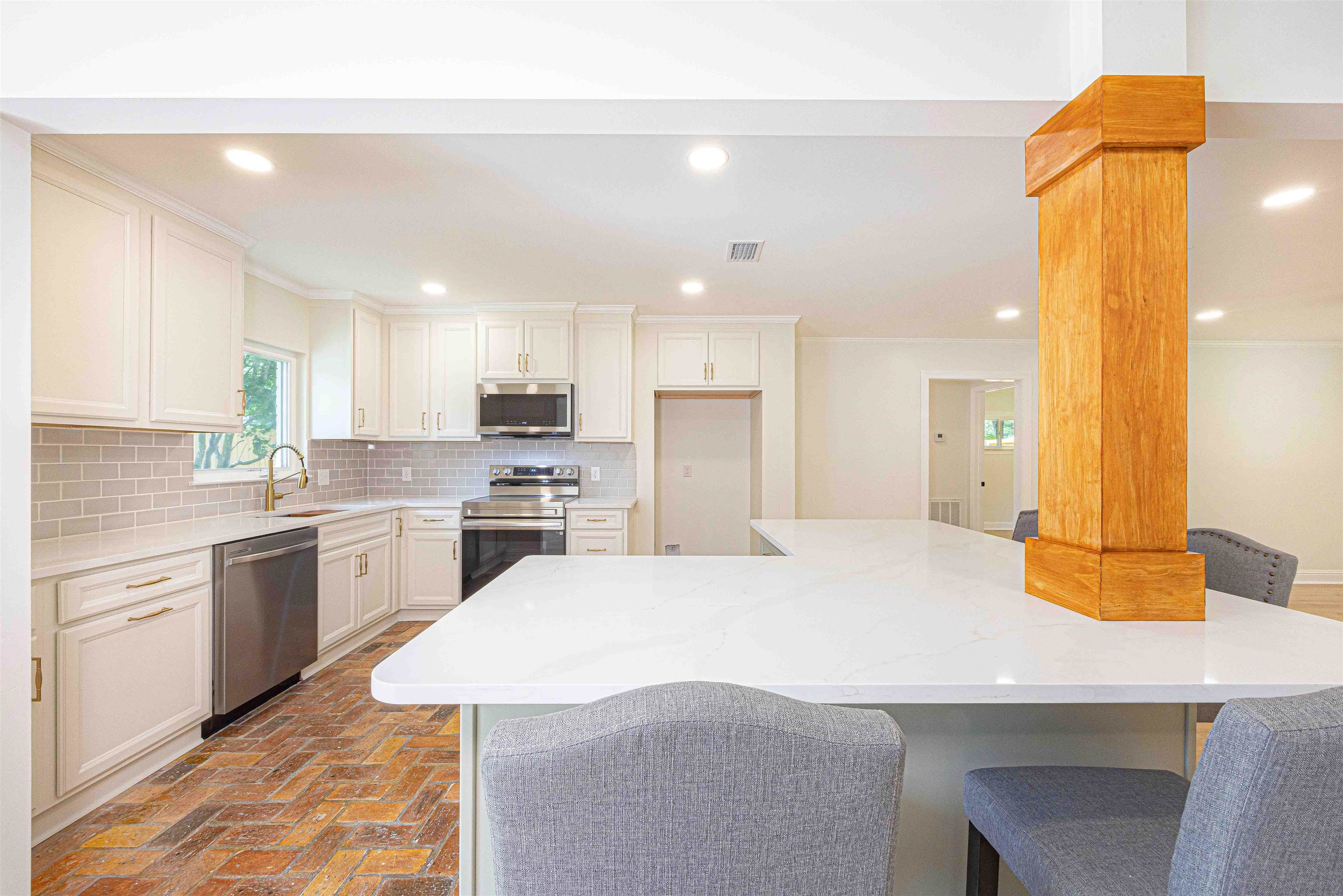 362 Azalea Street Fairhope, AL 36532 - Photo 8 of 45
