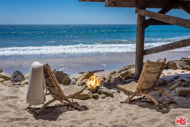 $7,950 | 42510 Pacific Coast Highway, Malibu, CA 90265