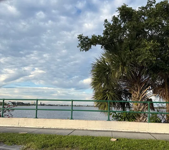 $3,200 | 603 N Street, West Palm Beach, FL 33401