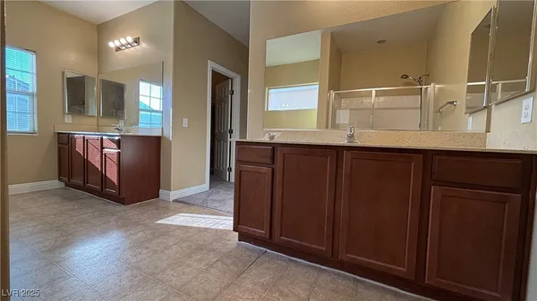 $1,900 | 9473 Alma Ridge Avenue, Las Vegas, NV 89178