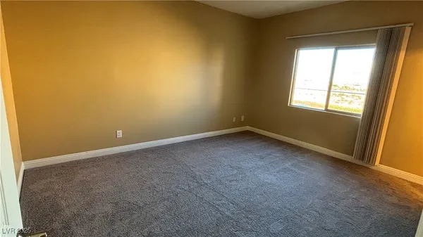 $1,900 | 9473 Alma Ridge Avenue, Las Vegas, NV 89178