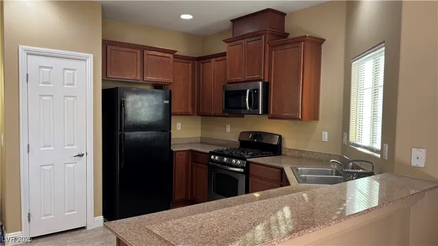 $1,995 | 9473 Alma Ridge Avenue, Las Vegas, NV 89178