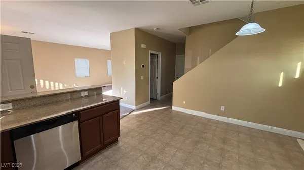 $1,900 | 9473 Alma Ridge Avenue, Las Vegas, NV 89178