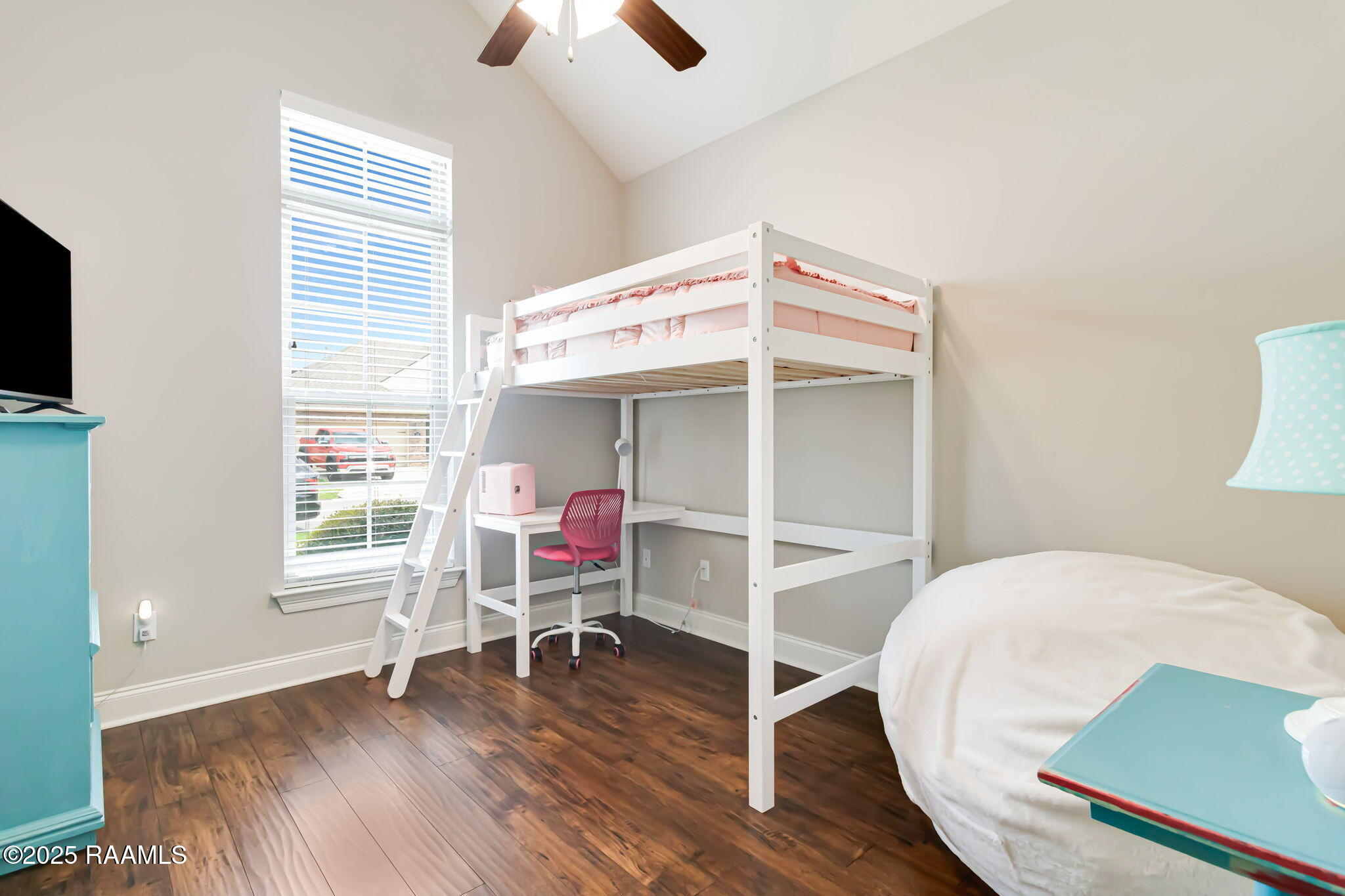 120 Bennington Lane Youngsville, LA 70592 - Photo 17 of 20 20-web-or-mls-120 Bennington Ln-15