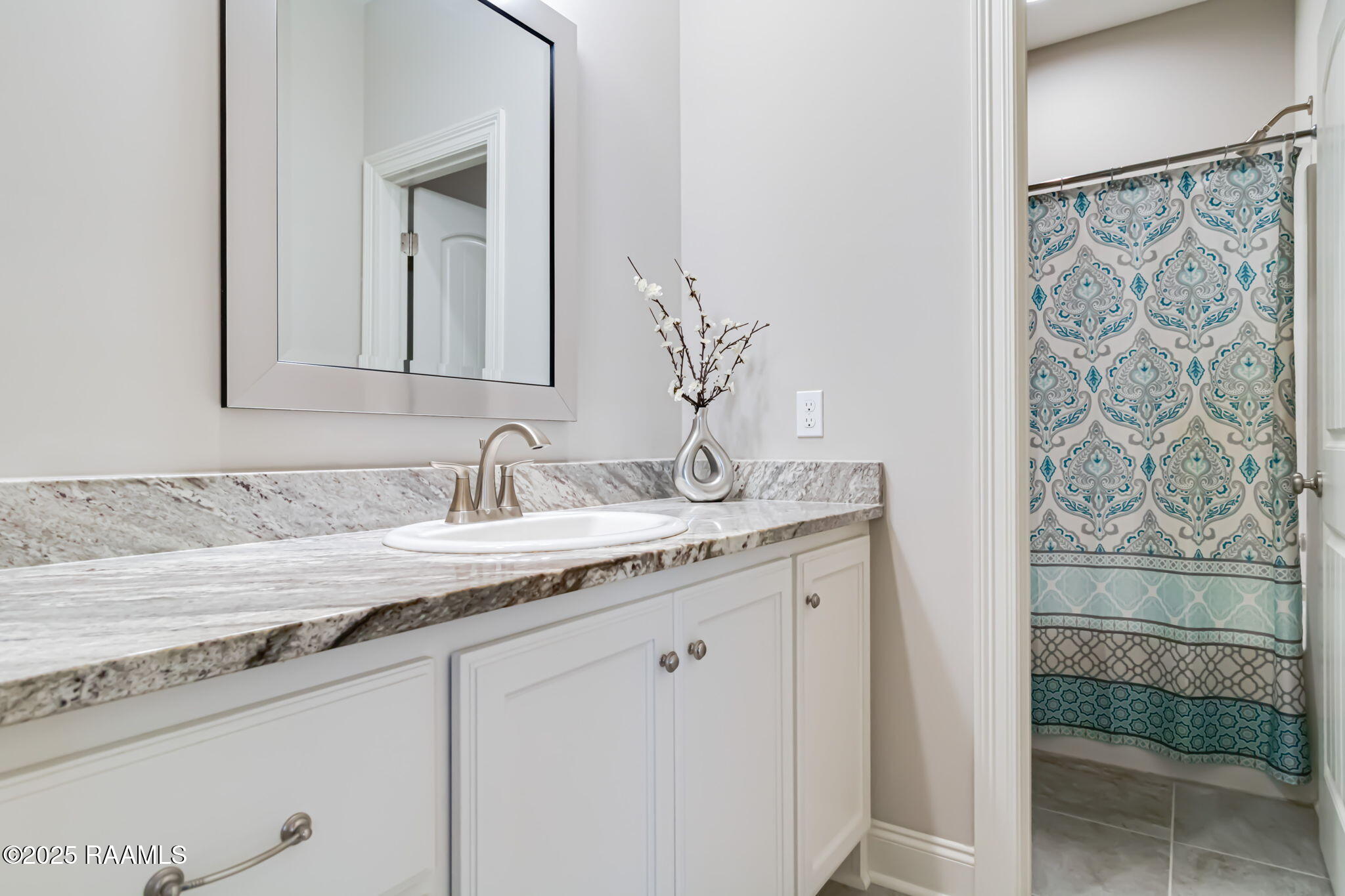 120 Bennington Lane Youngsville, LA 70592 - Photo 18 of 20 19-web-or-mls-120 Bennington Ln-16