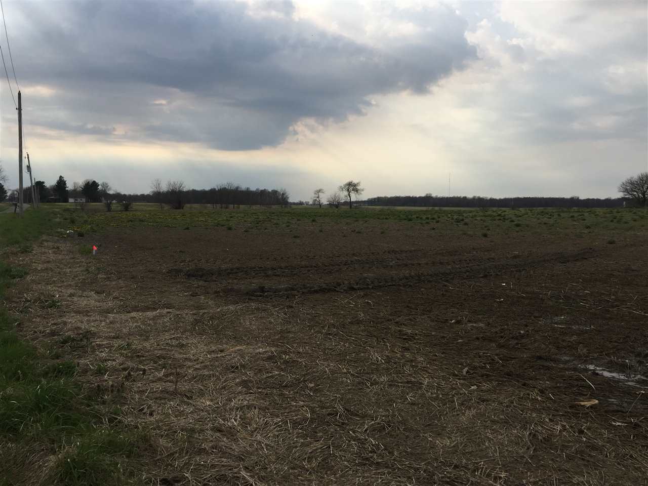 39 North State Road Frankfort, IN 46058 - Photo 2 of 4 Gallery Image 2