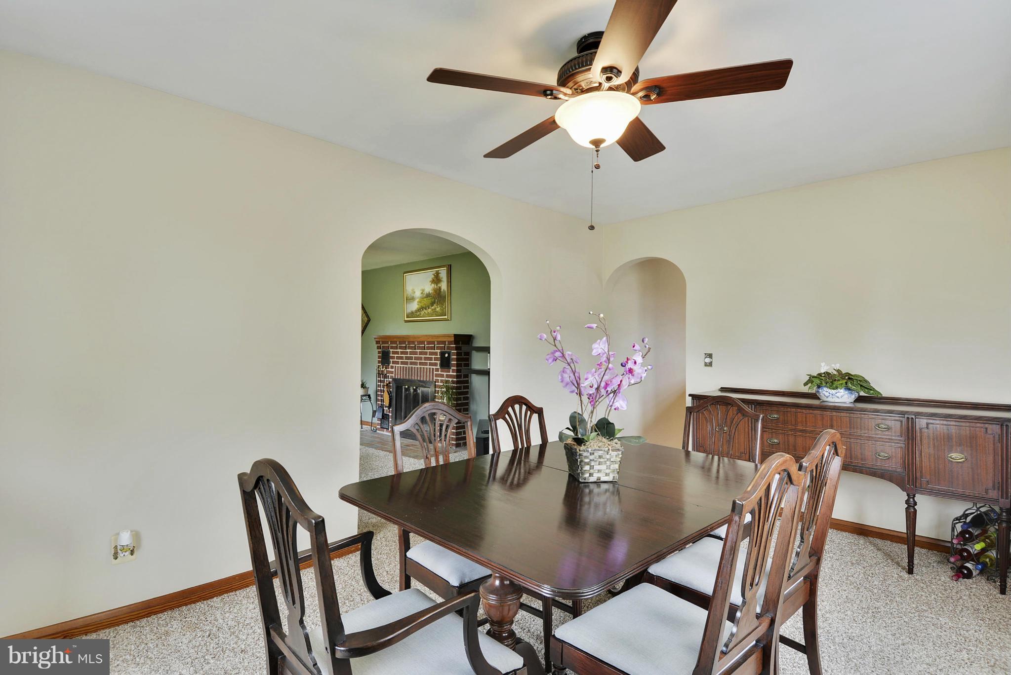 4020 Kahlston Road Baltimore, MD 21236 - Photo 6 of 21 Dining Room