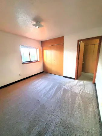 $1,050 | 122 Spring Street, Unit 304, River Falls, WI 54022