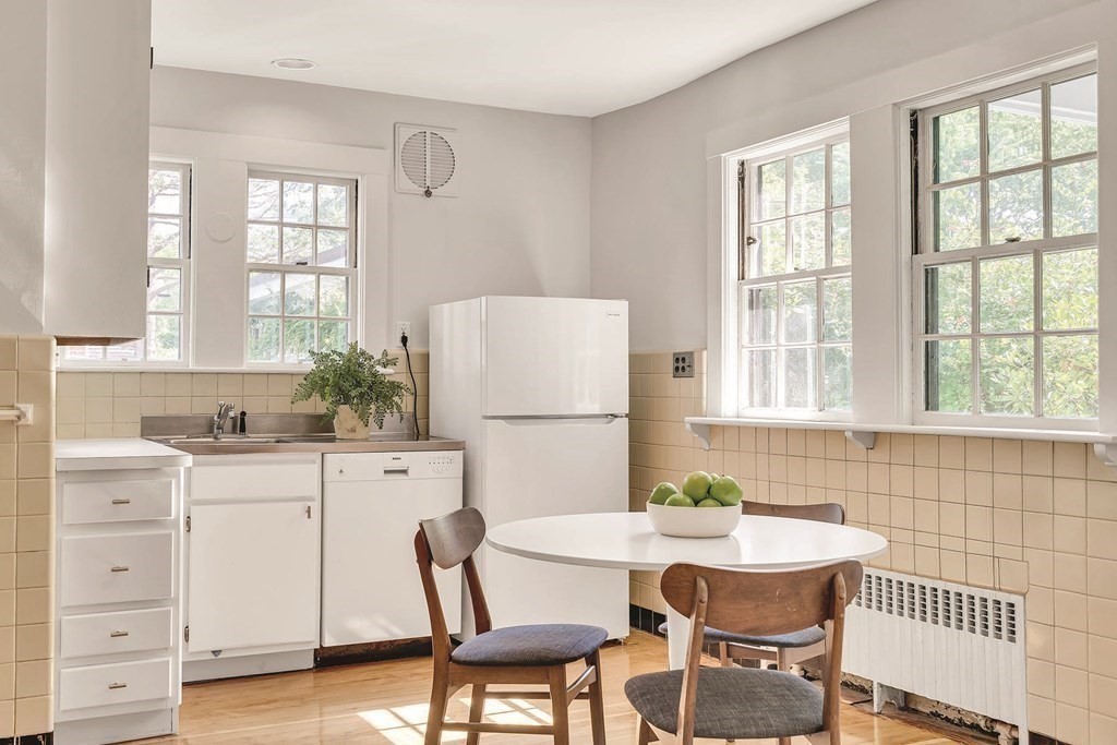 58 Welland Road Brookline, MA 02445 - Photo 7 of 19