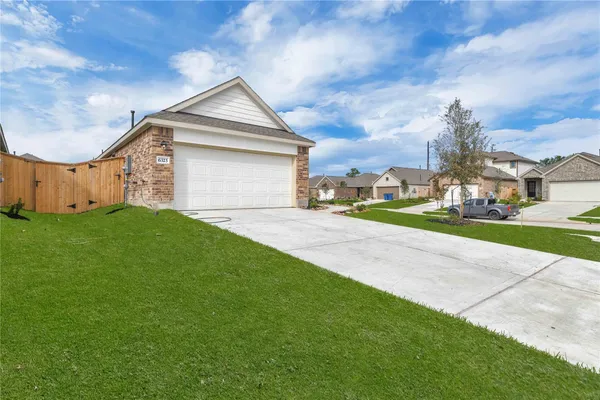 $1,750 | 6323 Barrington Clf Trail, Kingwood, TX 77365