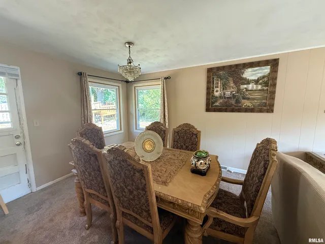 $219,990 | 2823 West Greenbrier Lane, Peoria, IL 61614