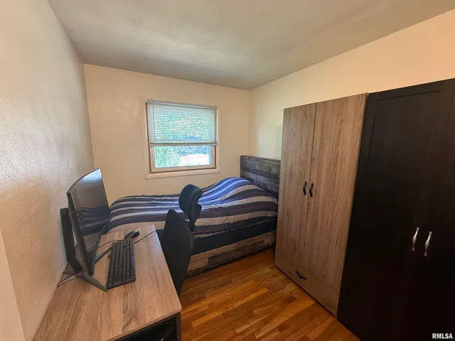 $219,990 | 2823 West Greenbrier Lane, Peoria, IL 61614