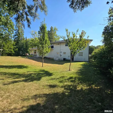 $219,990 | 2823 West Greenbrier Lane, Peoria, IL 61614