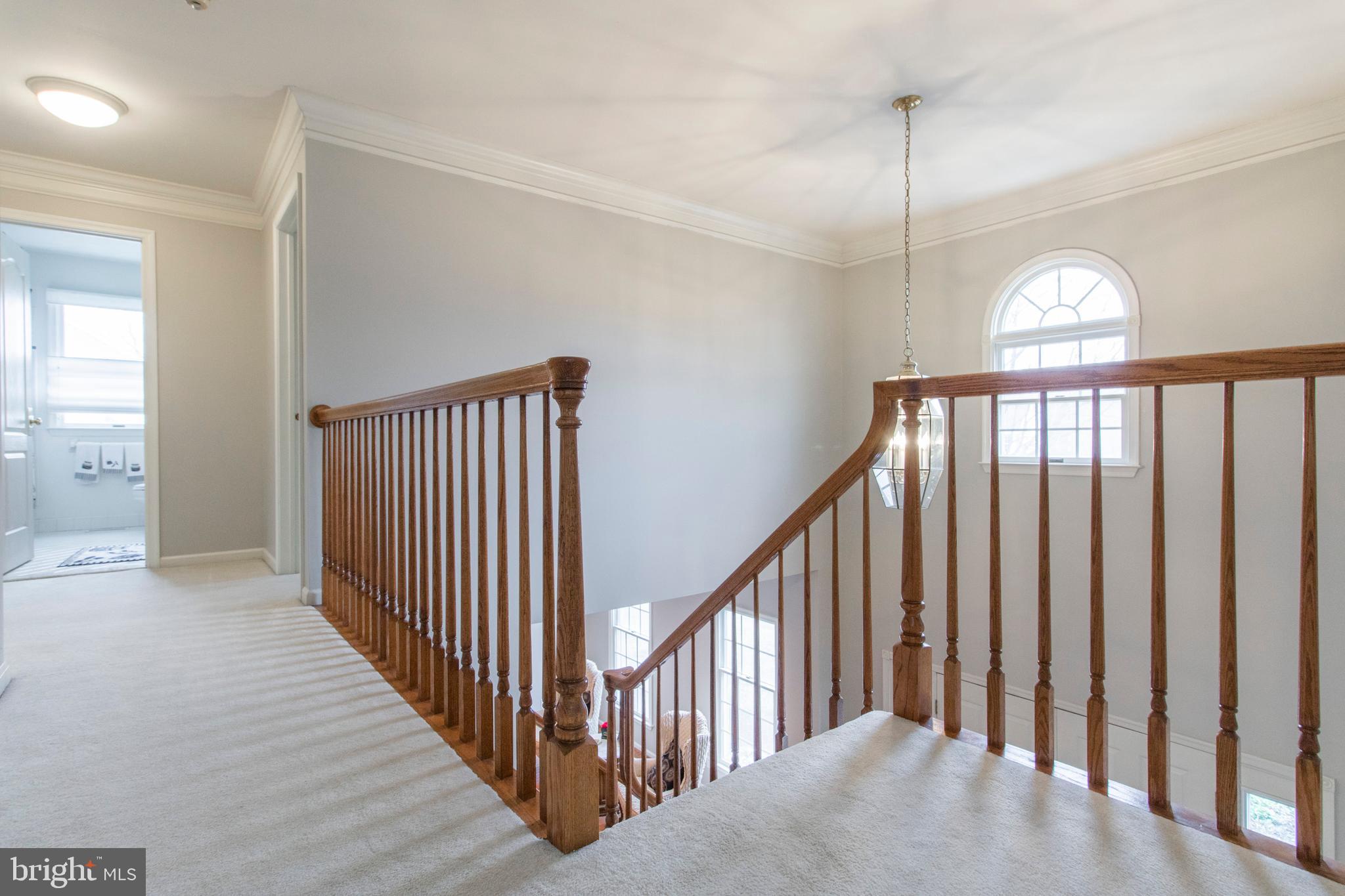 825 Redgate Road Dresher, PA 19025 - Photo 29 of 34 Wide open upstairs hallway.