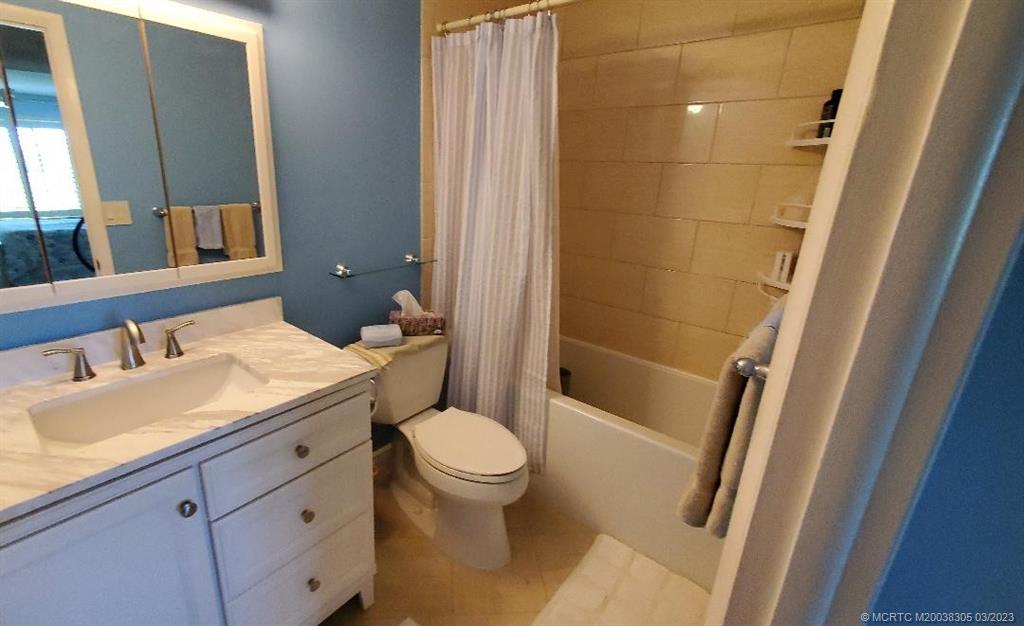 5413 Southeast Miles Grant Road, Unit G211 Stuart, FL 34997 - Photo 8 of 12 Gallery Image 8