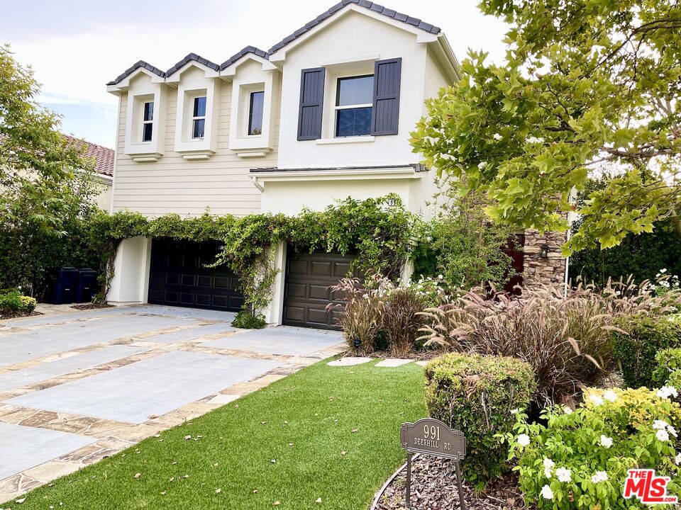 991 Deerhill Road Oak Park, CA 91377 - Photo 2 of 28