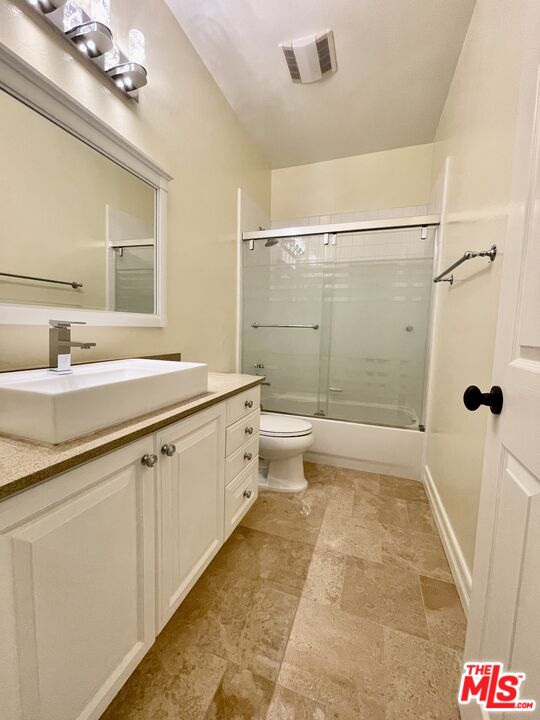 991 Deerhill Road Oak Park, CA 91377 - Photo 24 of 28
