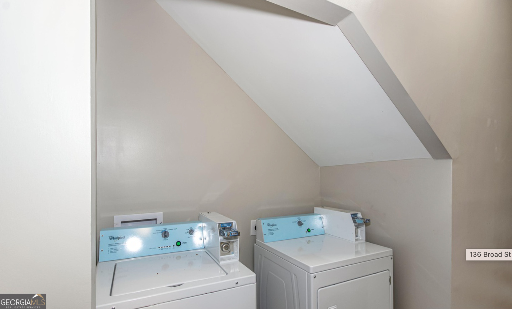 136 Broad Street Augusta, GA 30901 - Photo 8 of 8 a utility room with dryer and washer