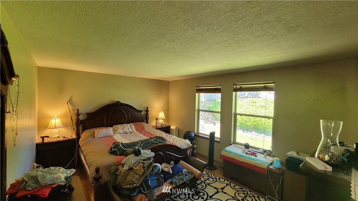 619 Rice Court Steilacoom, WA 98388 - Photo 22 of 40