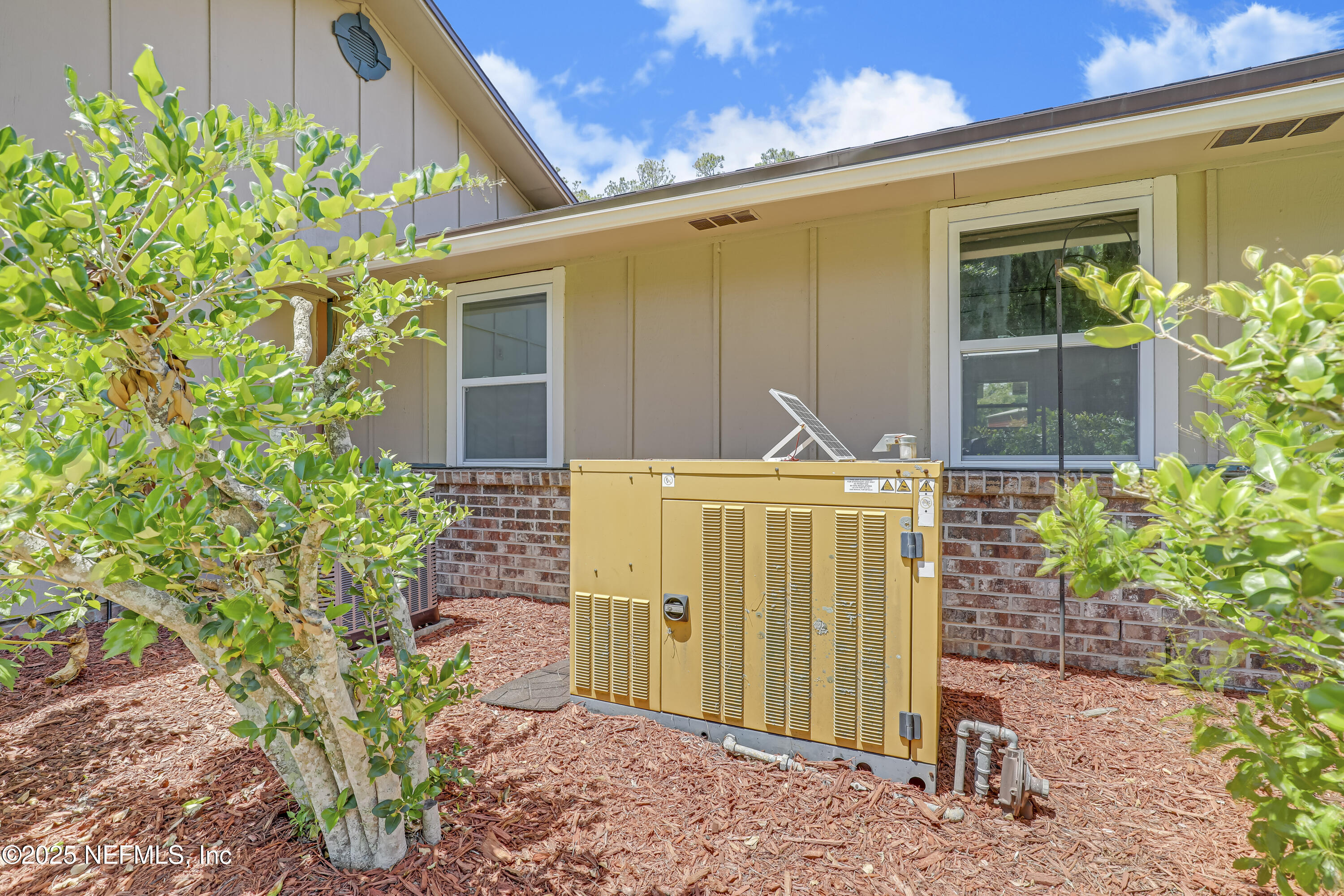 1466 Arena Road Fleming Island, FL 32003 - Photo 8 of 73 07 Generator