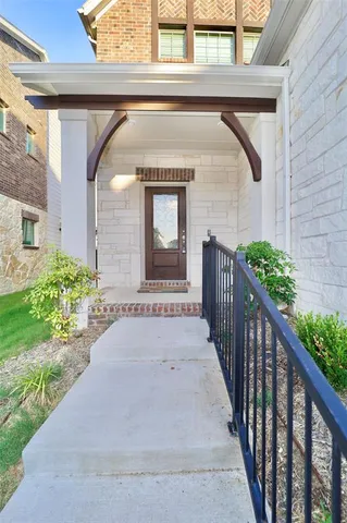 $2,800 | 3820 Barnett Road, Rowlett, TX 75089