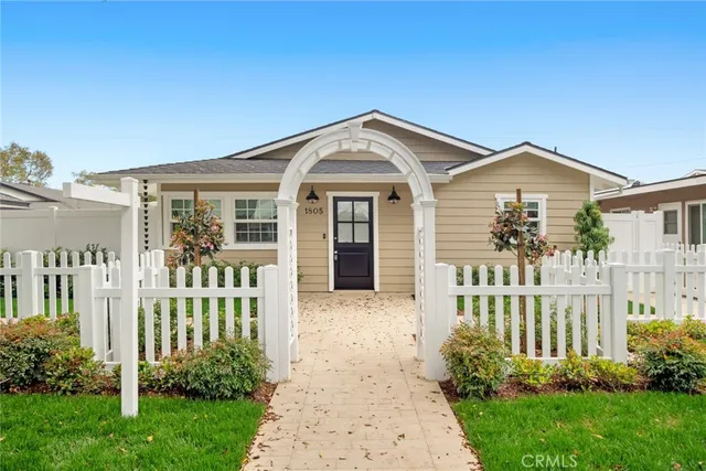 $4,075,000 | 1805 Clay Street, Newport Beach, CA 92663