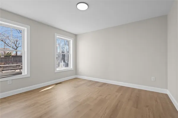 $679,999 | 804 Douglas Avenue, Providence, RI 02908