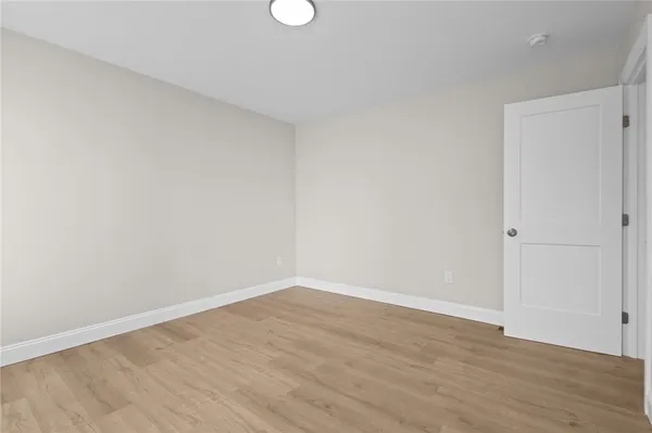 $679,999 | 804 Douglas Avenue, Providence, RI 02908