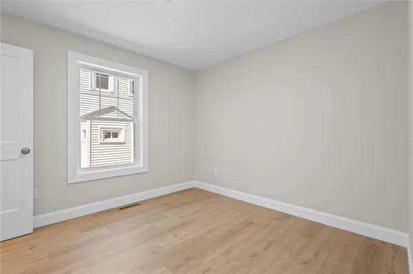 $679,999 | 804 Douglas Avenue, Providence, RI 02908