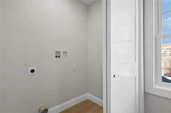 $679,999 | 804 Douglas Avenue, Providence, RI 02908